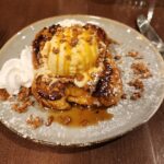 Brioche Perdue, coulis de caramel, glace vanille